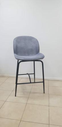 כסא בר בצבע אפור 
