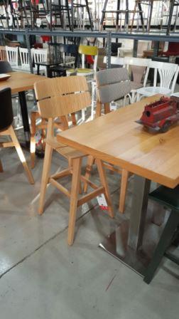 סט כסאות ושולחן , מעץ 